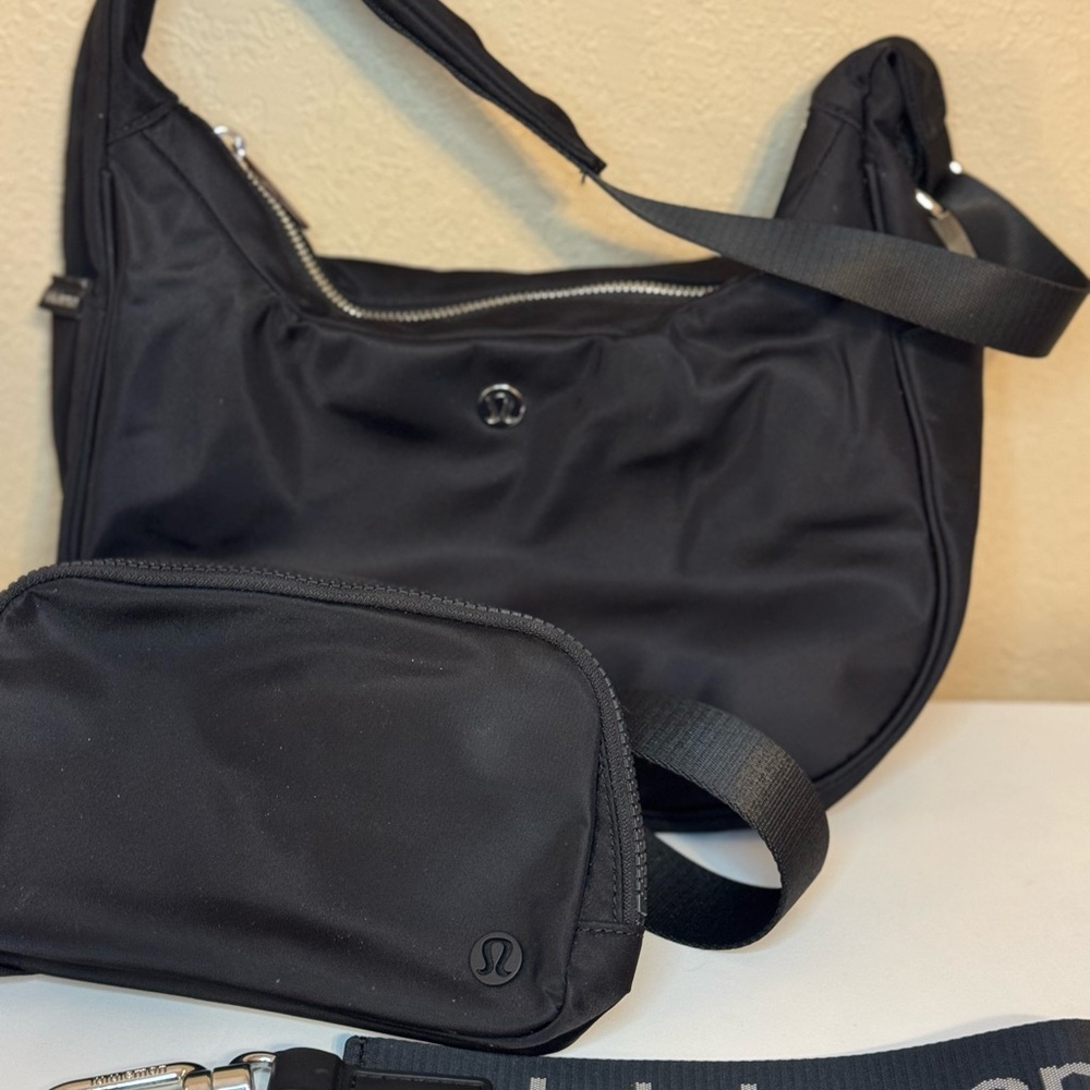 🖤 Lululemon Black Everywhere Shoulder bag & Pouch Set 🖤